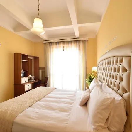 Hotel Bergamo Mare Mhotelsgroup San Bartolomeo Al Mare Exterior photo