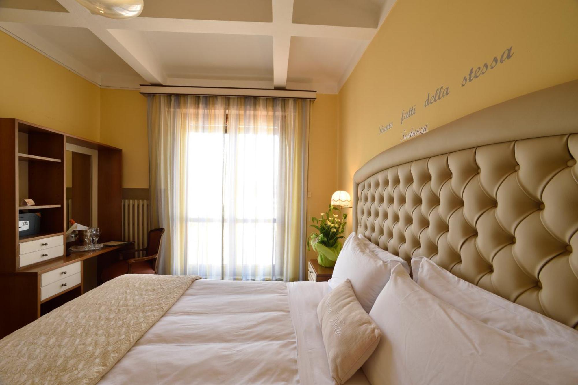 Bergamo Mare Mhotelsgroup 3* San Bartolomeo Al Mare
